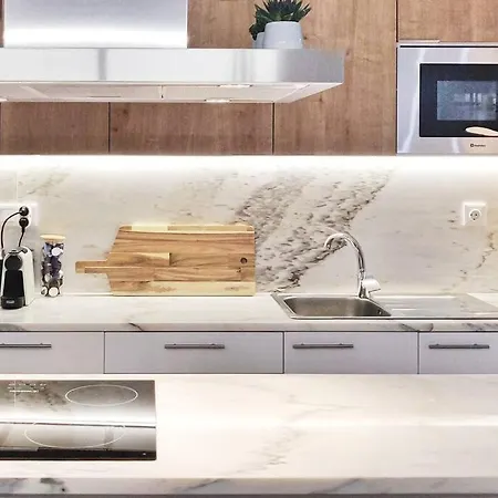 Two Bedroom Terrace Sanctuary In The Center Apartment Porto