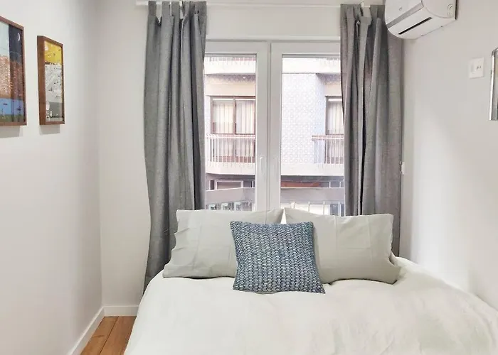 Two Bedroom Terrace Sanctuary In The Center *